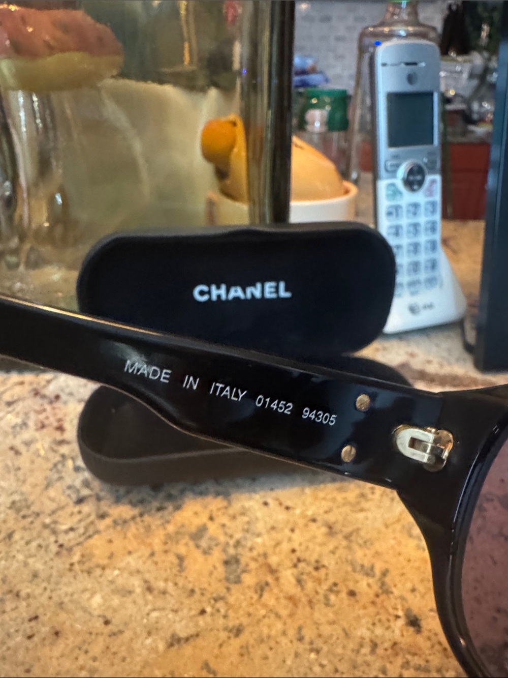 CHANEL Black Sunglasses with Gold CC Emblem - Picture 2 of 4